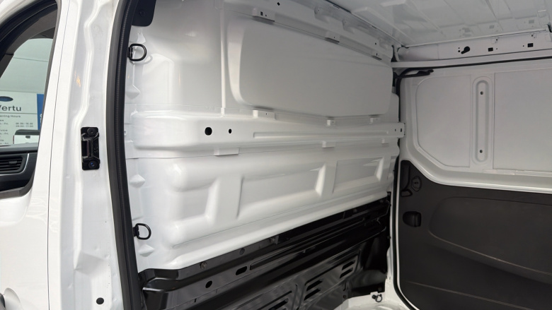 Renault Trafic E-Tech Swb Electric SL30 90kW 52kWh Advance Van Auto